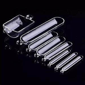 Clear quartz boat with handle for lab research